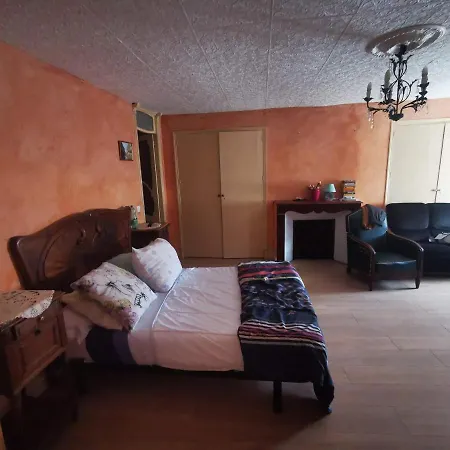 Les Hotes De Apartment *